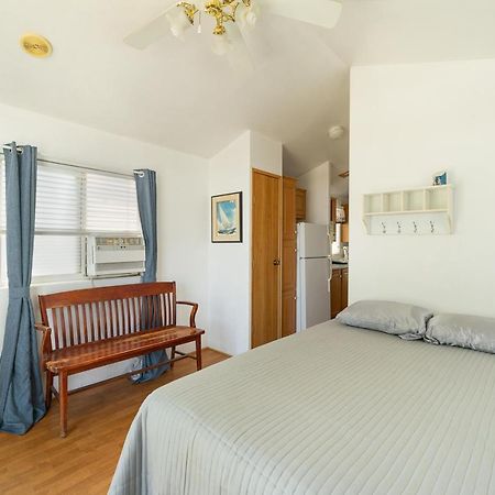 Отель Snug Harbor Rv Park & Marina Walnut Grove Экстерьер фото